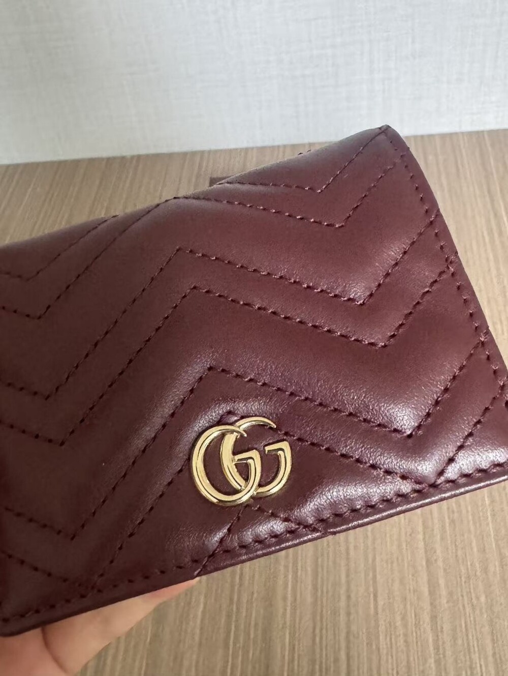 Gucci Quilted Burgundy Leather Compact Wallet with Gold GG - Picture 7 of 7